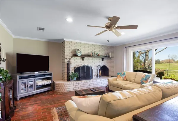 $265,000 | 6 Country Club Drive, Laplace, LA 70068