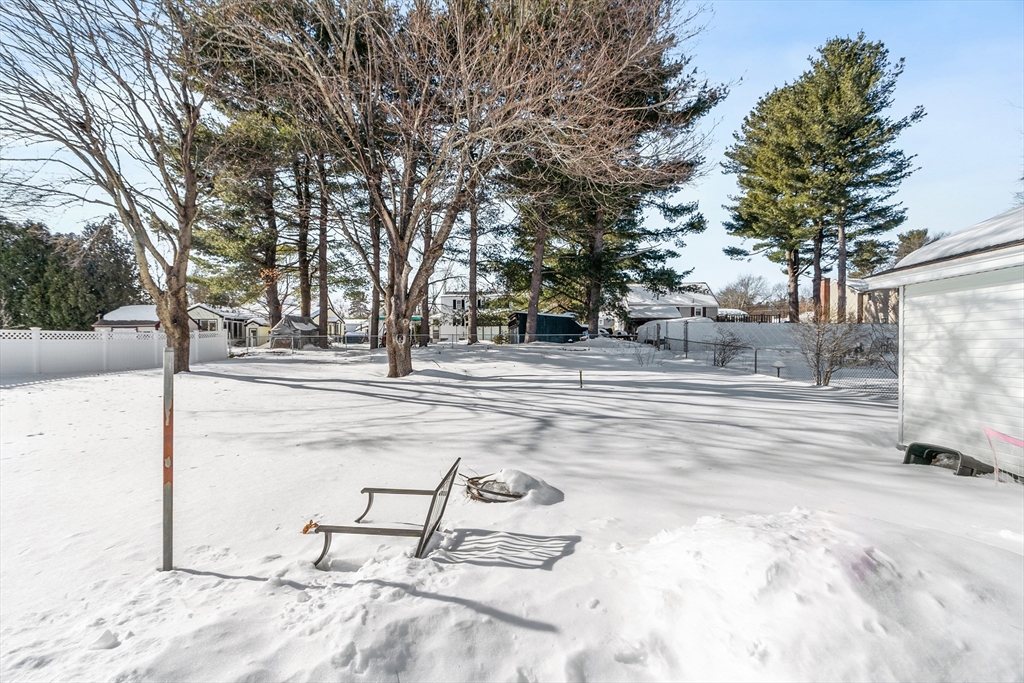 154 New Boston Road Dracut, MA 01826 - Photo 6 of 31