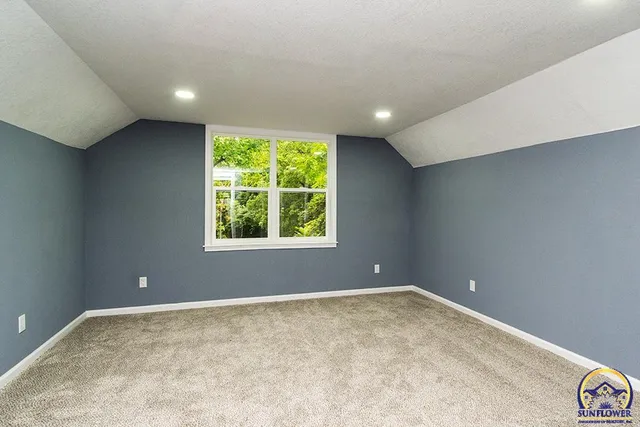 $215,000 | 702 Northeast Winfield Avenue, Topeka, KS 66616