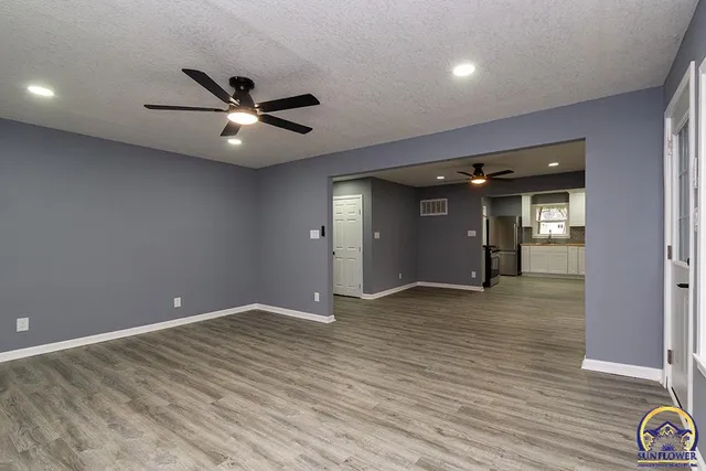 $215,000 | 702 Northeast Winfield Avenue, Topeka, KS 66616