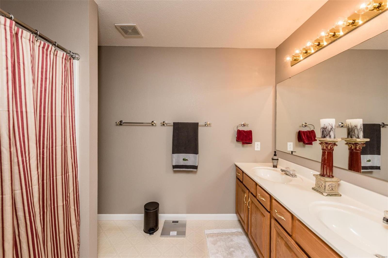 303 Autumn Ridge Drive Collinsville, IL 62234 - Photo 34 of 52 Gallery Image 34