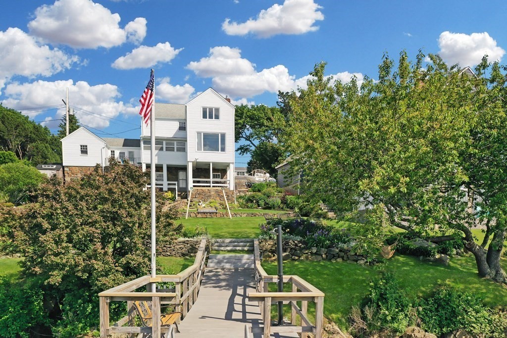 11 Kenneth Road Marblehead, MA 01945 - Photo 17 of 42