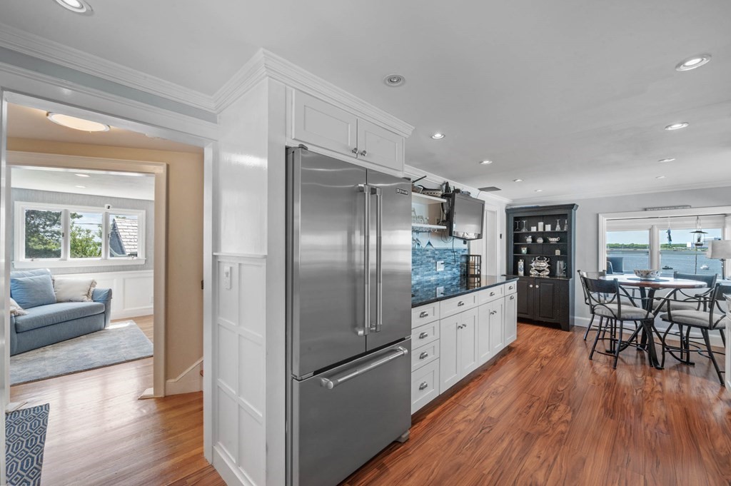 11 Kenneth Road Marblehead, MA 01945 - Photo 29 of 42