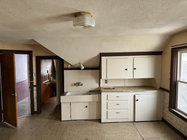 $459,900 | 269 Mechanic Street, Southbridge, MA 01550