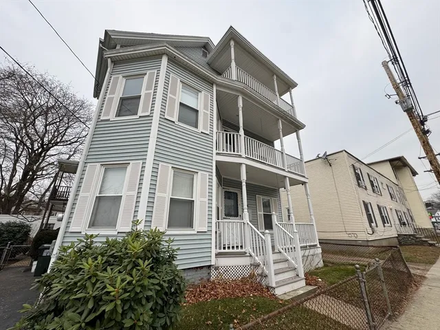$475,000 | 269 Mechanic Street, Southbridge, MA 01550