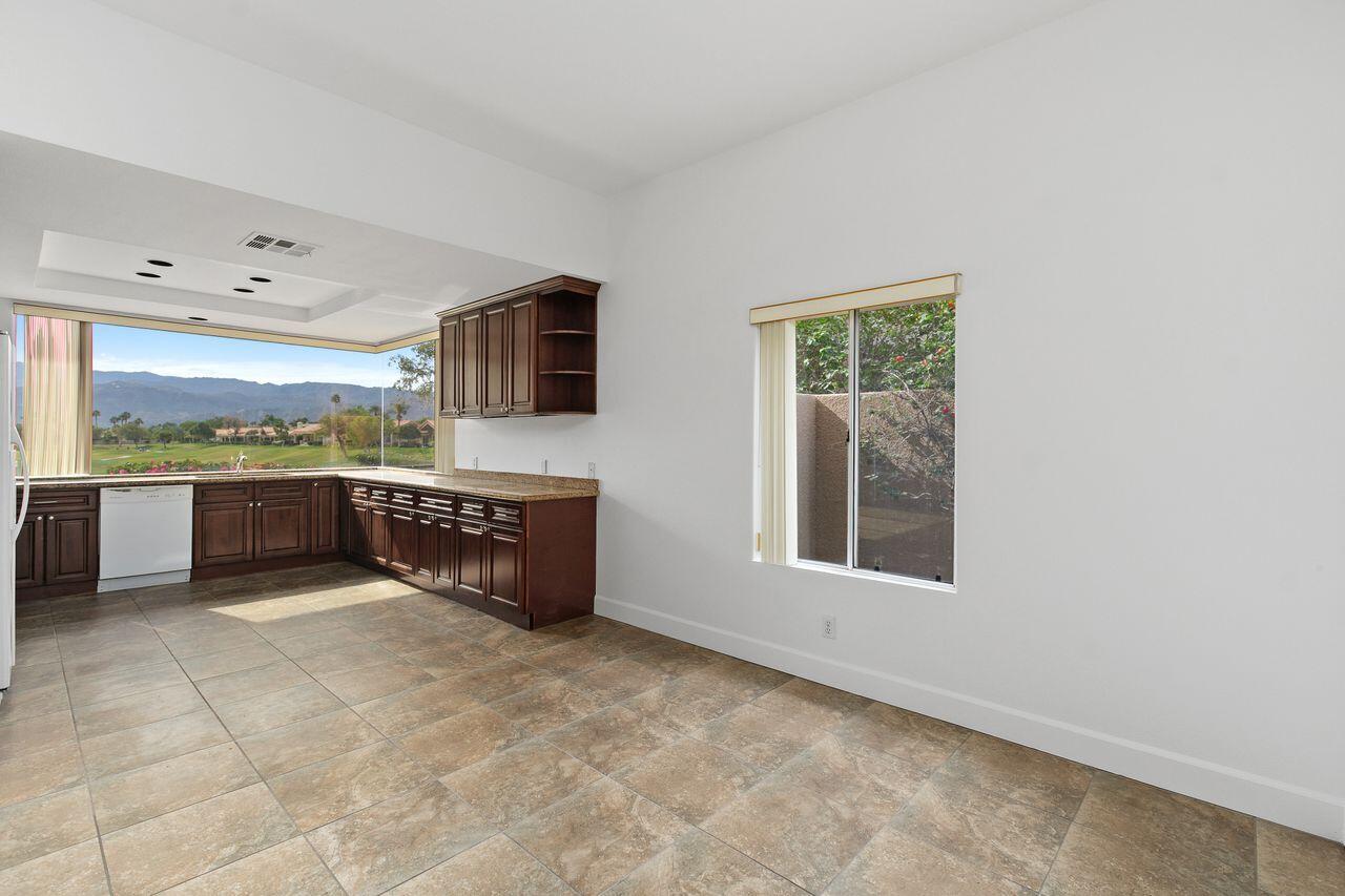 53 Pine Valley Drive Rancho Mirage, CA 92270 - Photo 16 of 50 20_11985842_185949_185949-EI-119