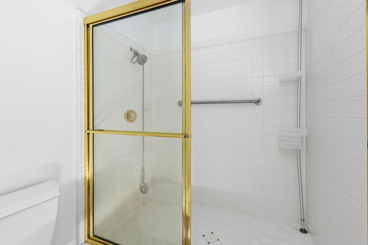 53 Pine Valley Drive Rancho Mirage, CA 92270 - Photo 22 of 50 40_11985862_185949_185949-EI-139