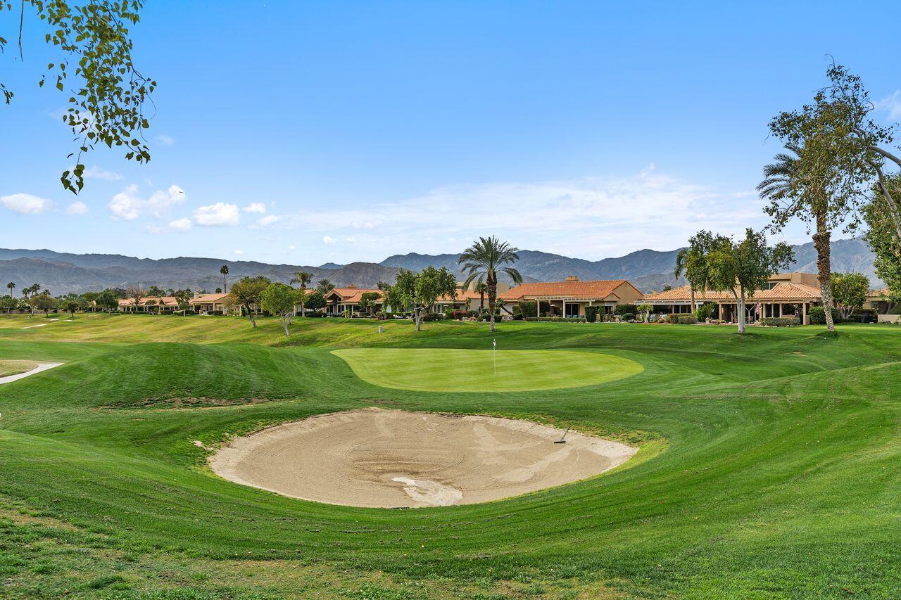 53 Pine Valley Drive Rancho Mirage, CA 92270 - Photo 3 of 50 44_11985866_185949_185949-EI-143