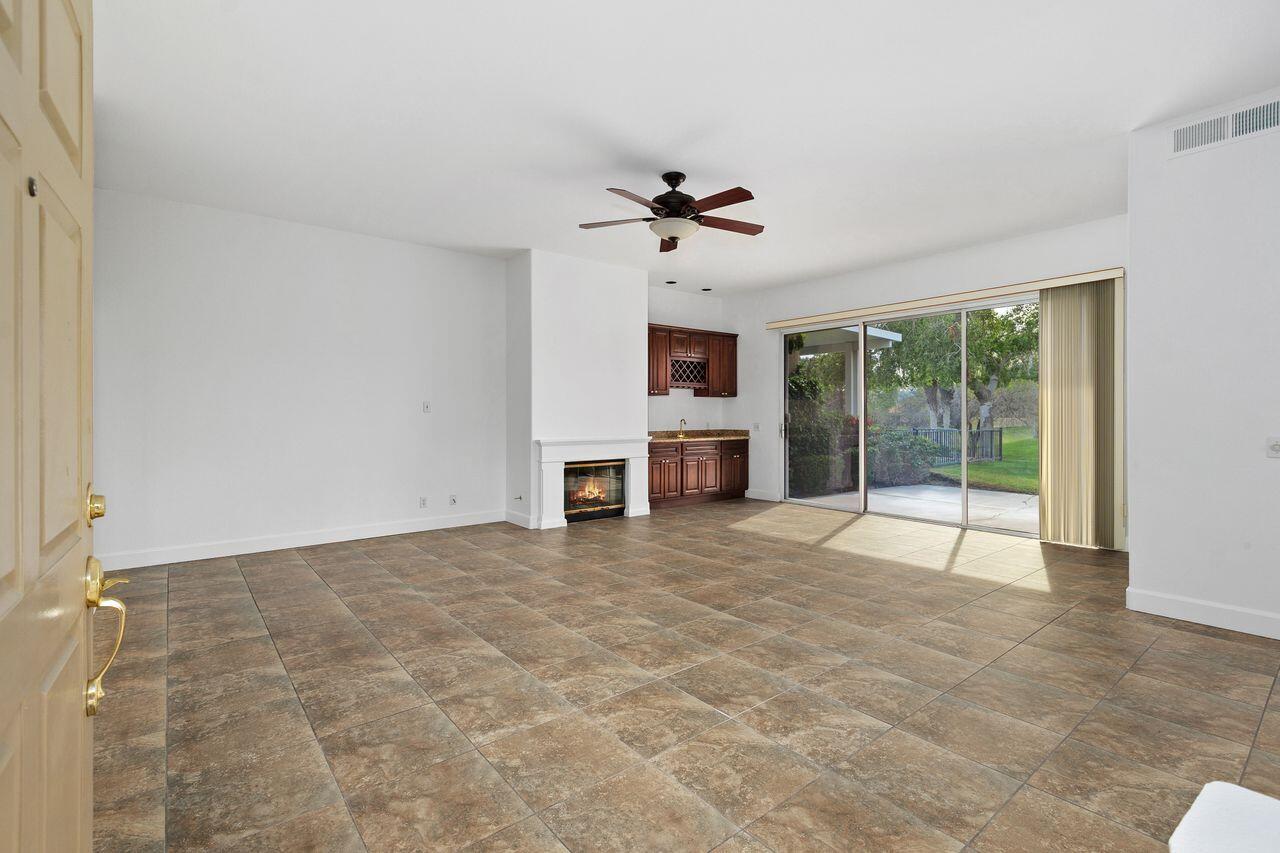 53 Pine Valley Drive Rancho Mirage, CA 92270 - Photo 9 of 50 11_11985833_185949_185949-EI-110