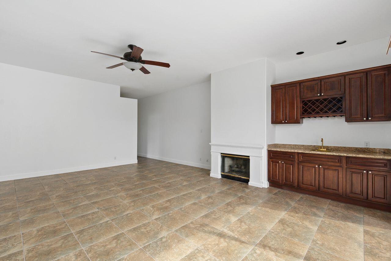 53 Pine Valley Drive Rancho Mirage, CA 92270 - Photo 10 of 50 12_11985834_185949_185949-EI-111