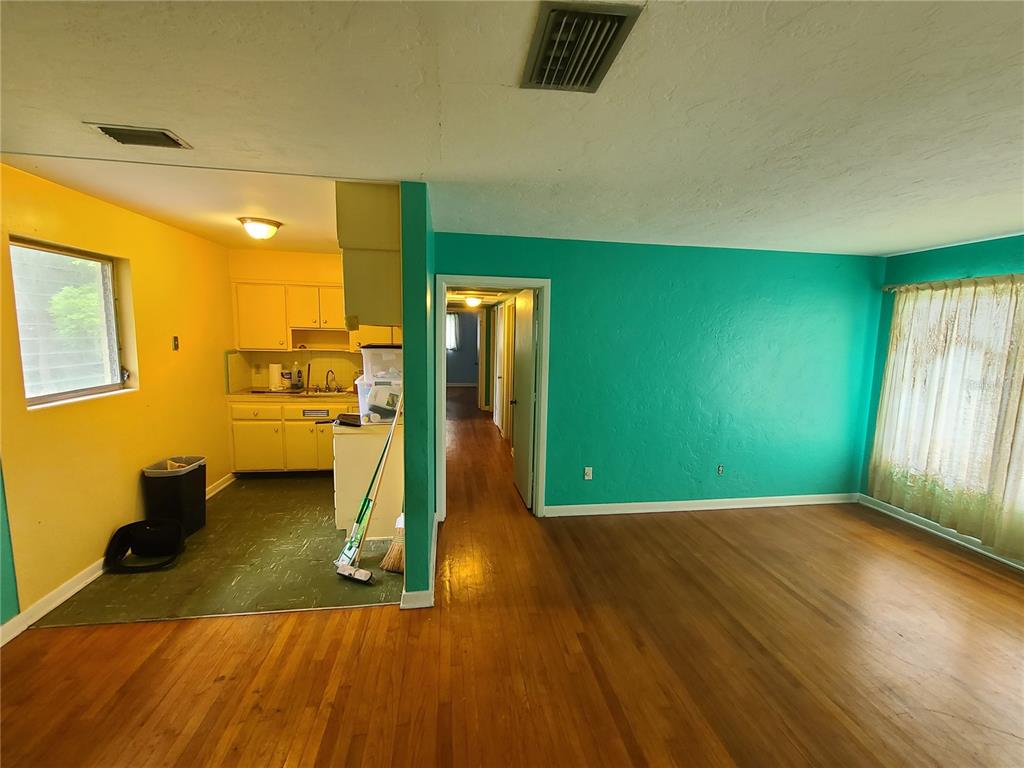 217 Northwest 36th Street Gainesville, FL 32607 - Photo 2 of 13 Gallery Image 2