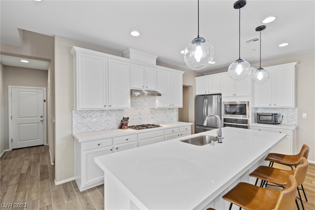 948 East Sunset Road Henderson, NV 89011 - Photo 2 of 70 Gallery Image 2
