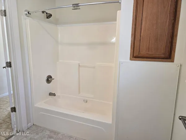 $1,050 | 2079 Pine Hill Road, Kiln, MS 39556