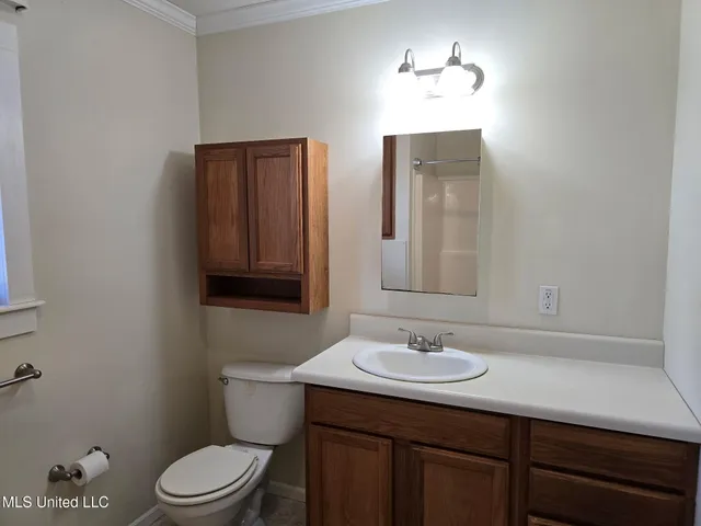 $1,200 | 2079 Pine Hill Road, Kiln, MS 39556