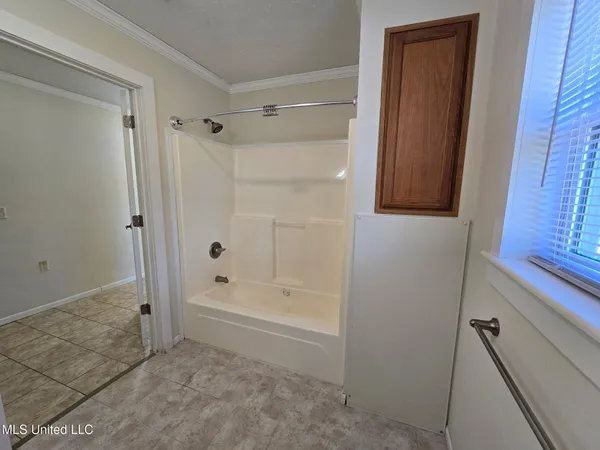 $1,050 | 2079 Pine Hill Road, Kiln, MS 39556