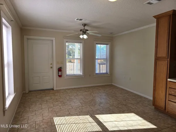 $1,050 | 2079 Pine Hill Road, Kiln, MS 39556