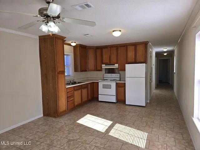 $1,200 | 2079 Pine Hill Road, Kiln, MS 39556