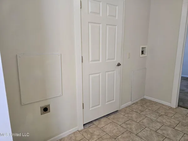 $1,050 | 2079 Pine Hill Road, Kiln, MS 39556