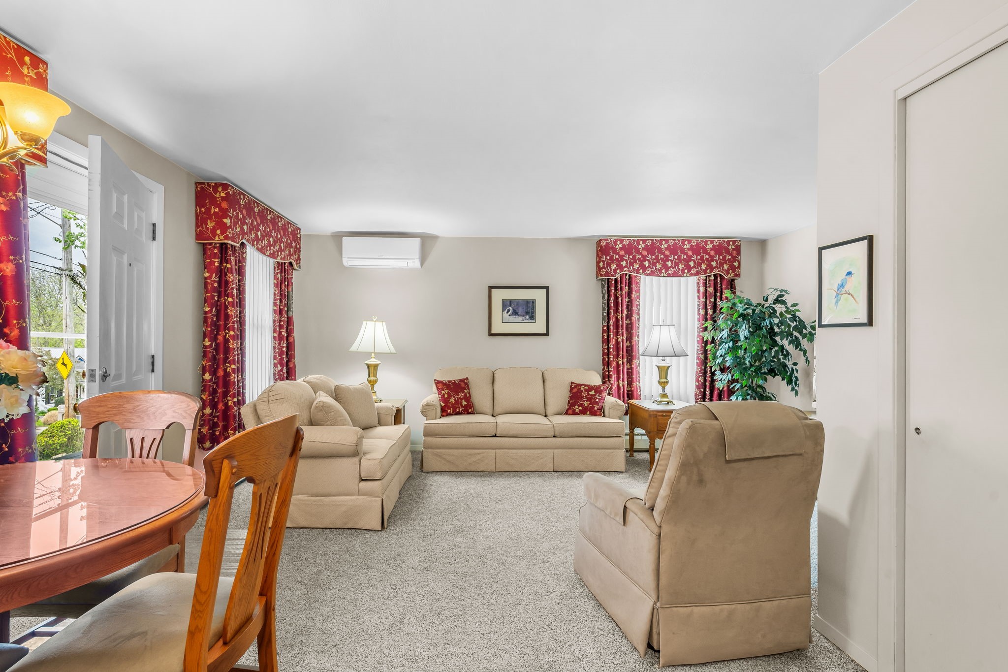 583 Overbrook Road Johnson City, NY 13790 - Photo 4 of 28
