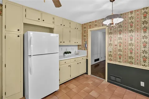 $575,000 | 6885 Heathfield Drive Northwest, Atlanta, GA 30328
