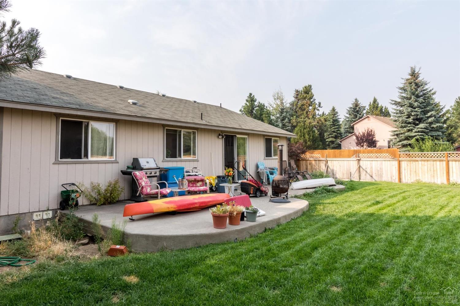 20726 Gallop Road Bend, OR 97701 - Photo 16 of 19 Additional Photo