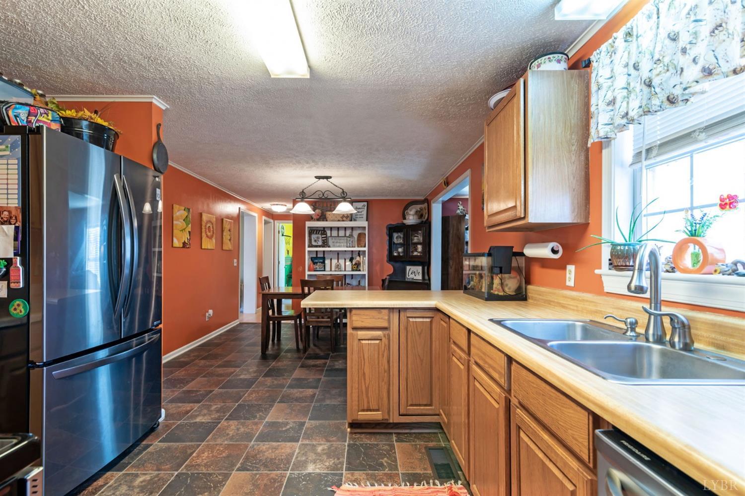 309 Mansion Bridge Road Altavista, VA 24517 - Photo 12 of 35 Gallery Image 12
