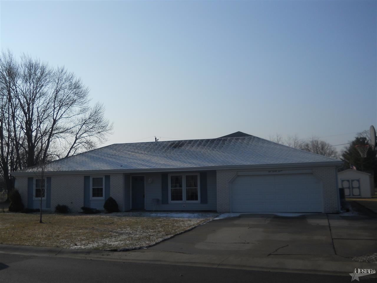 127 Fallen Timbers Trail Decatur, IN 46733 - Photo 1 of 19