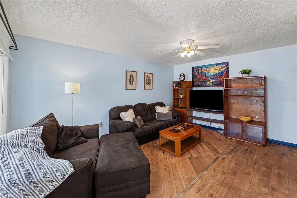 2095 Sunset Point Road, Unit 1904 Clearwater, FL 33765 - Photo 4 of 15
