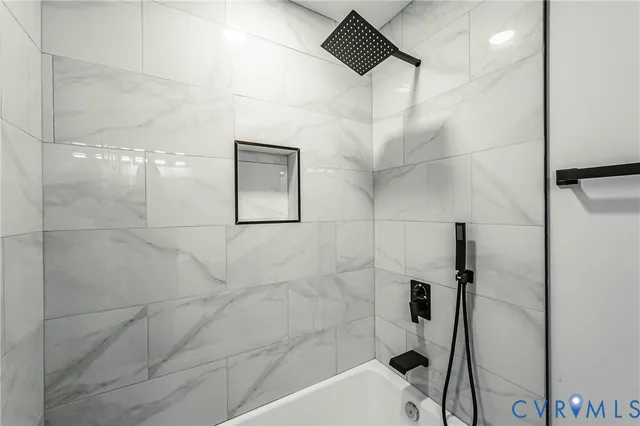 $325,000 | 5354 Thornington Drive, North Chesterfield, VA 23237