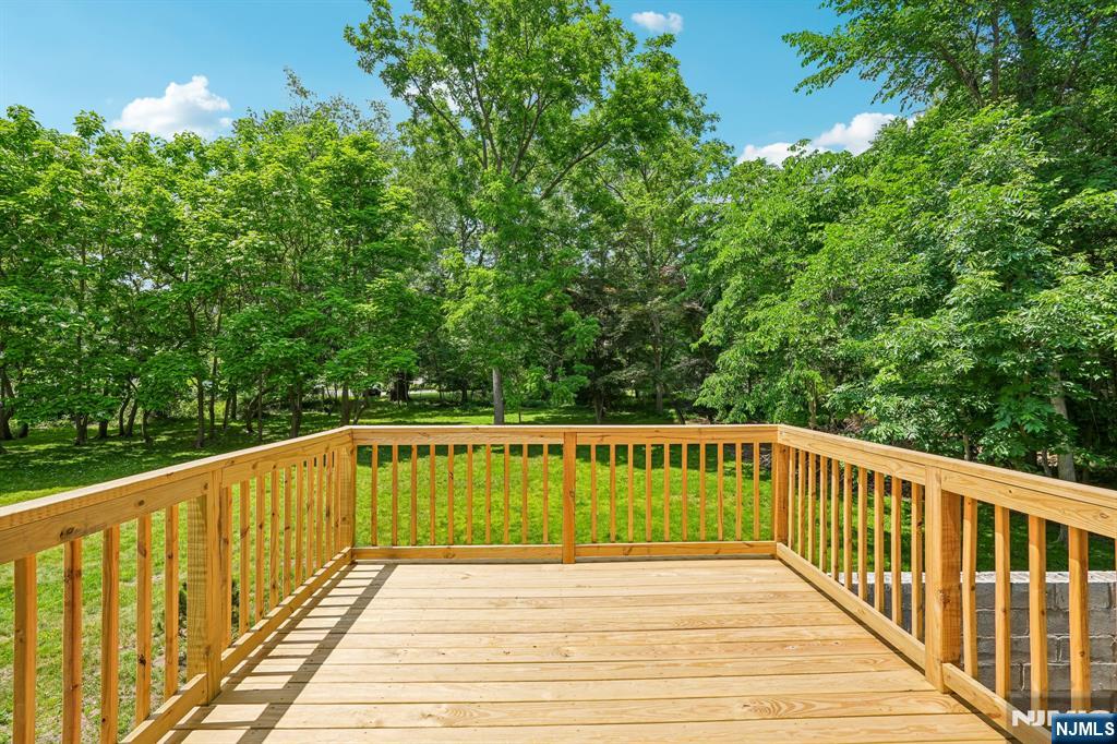 52 North Road Wayne, NJ 07470 - Photo 25 of 33
