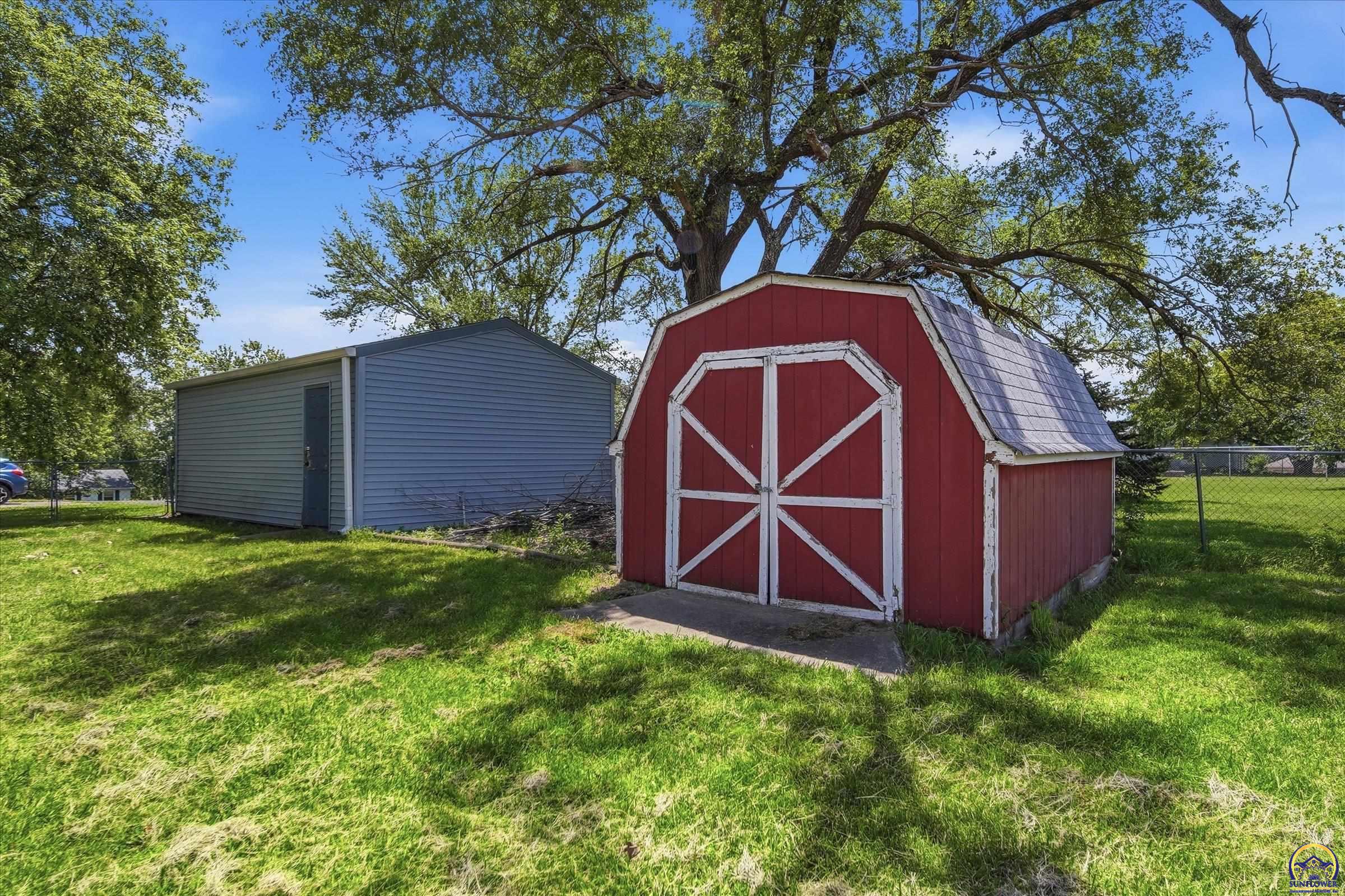 4625 Northwest Brickyard Road Topeka, KS 66618 - Photo 38 of 53
