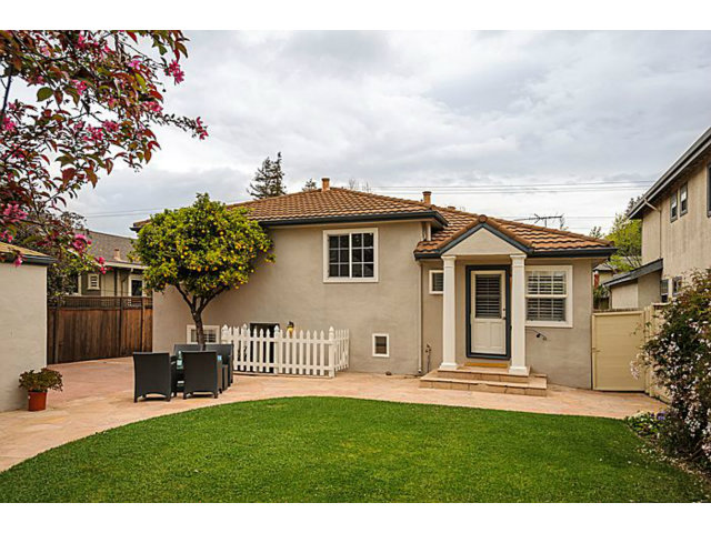 23 Channing Road Burlingame, CA 94010 - Photo 24 of 25 a front view of a house with a garden