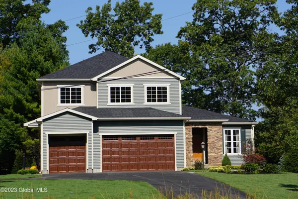 $736,600 | 16 Windrow Way, Mechanicville, NY 12118