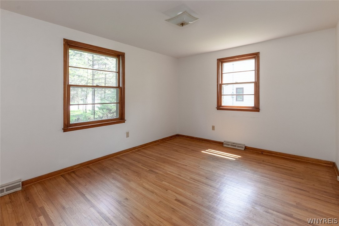 1380 Hopkins Road Amherst, NY 14221 - Photo 16 of 39