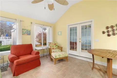 $889,000 | 22 Beech Tree Place, South Kingstown, RI 02879