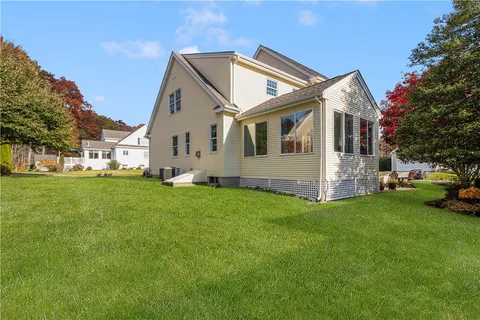 $889,000 | 22 Beech Tree Place, South Kingstown, RI 02879