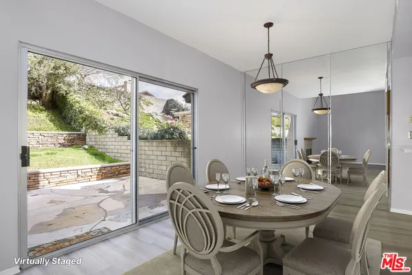 $589,000 | 22911 Banyan Place, Unit 242, Santa Clarita, CA 91390