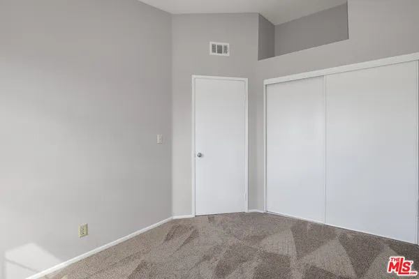 $589,000 | 22911 Banyan Place, Unit 242, Santa Clarita, CA 91390