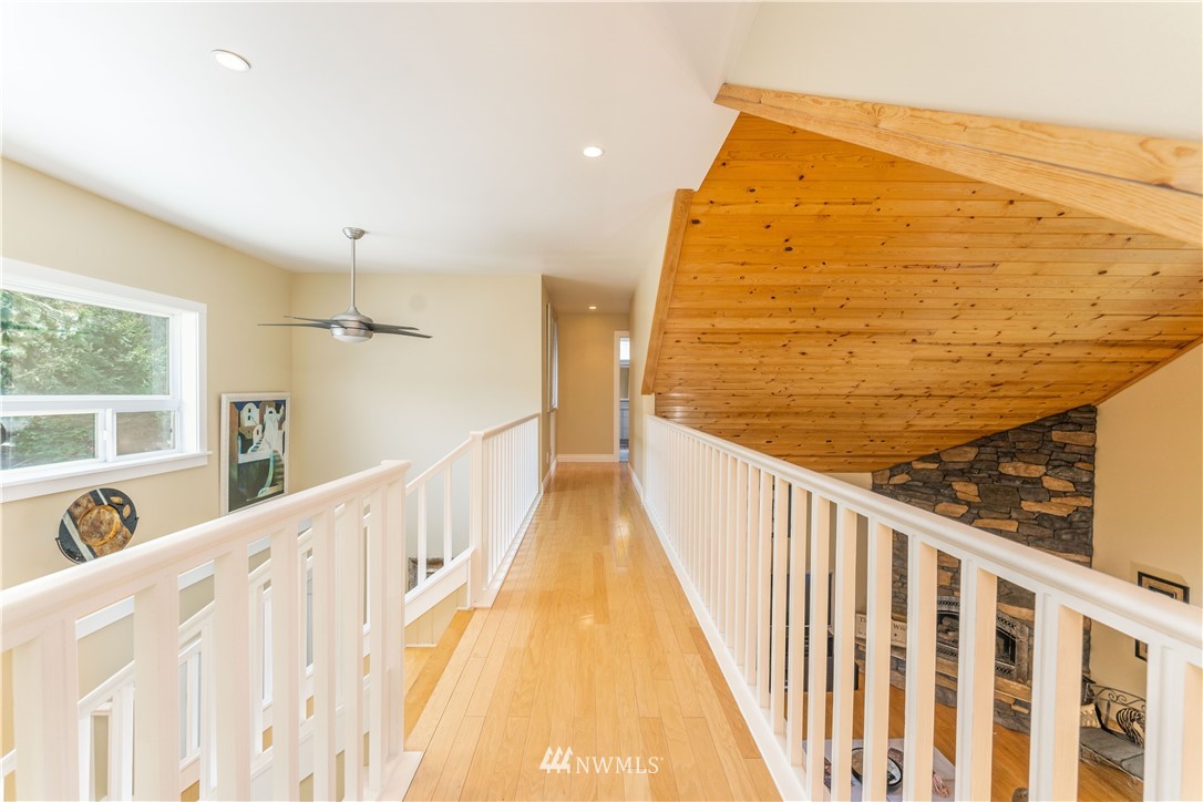 955 South Lakeshore Road Chelan, WA 98816 - Photo 19 of 33 Gallery Image 19