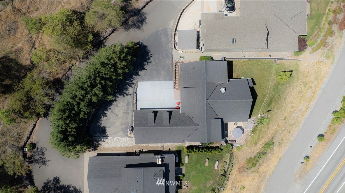 955 South Lakeshore Road Chelan, WA 98816 - Photo 31 of 33 Gallery Image 31