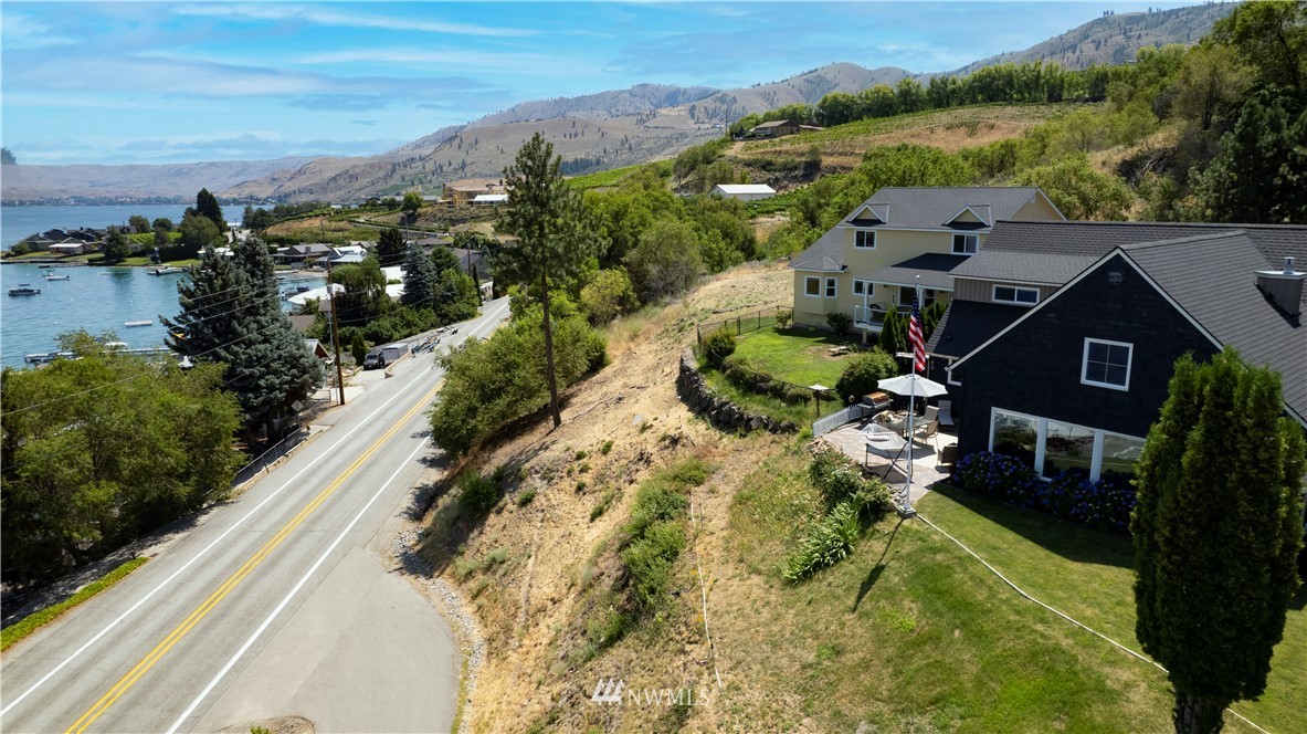 955 South Lakeshore Road Chelan, WA 98816 - Photo 32 of 33 Gallery Image 32