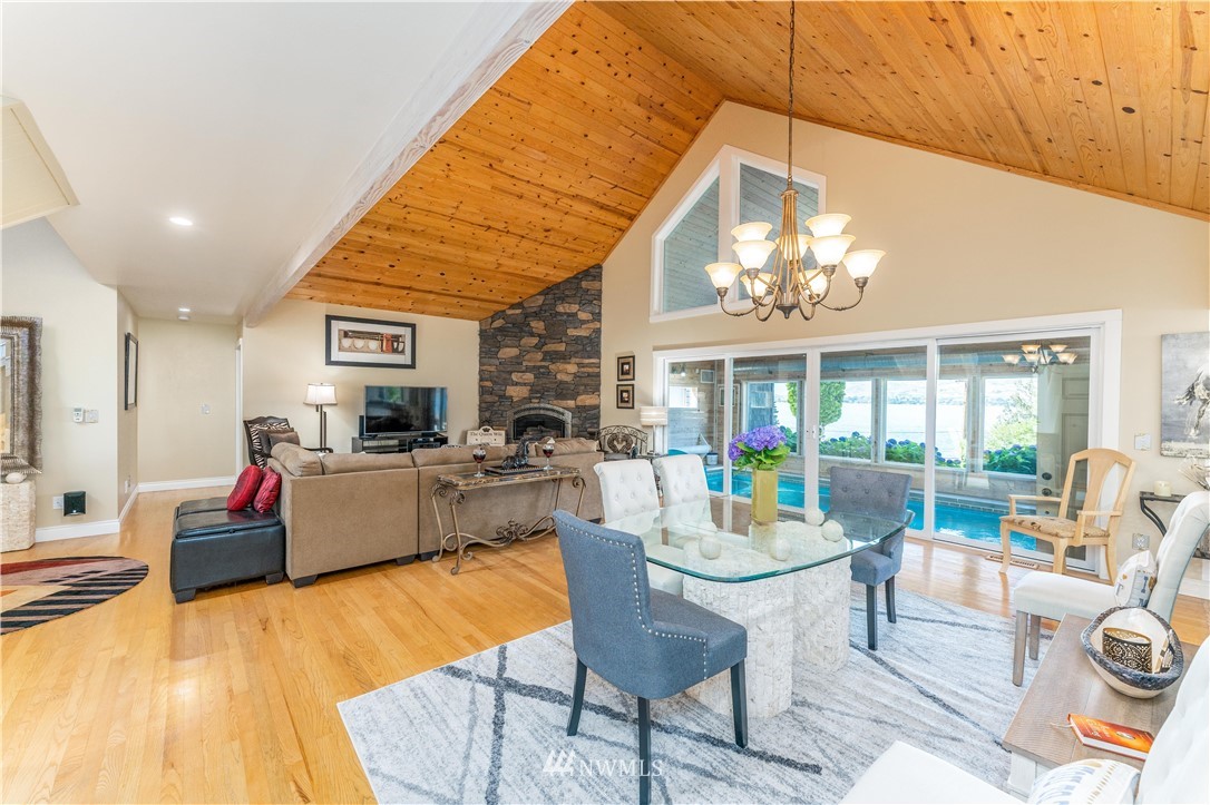955 South Lakeshore Road Chelan, WA 98816 - Photo 5 of 33 Gallery Image 5