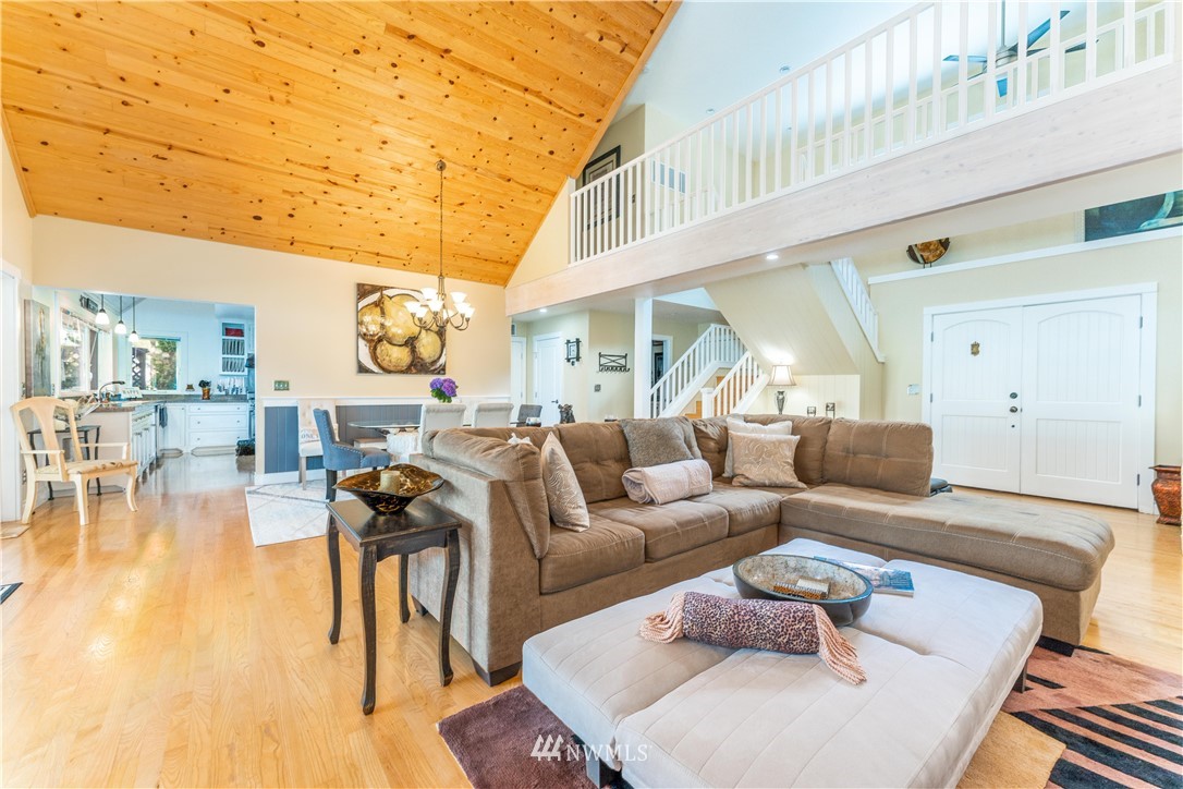 955 South Lakeshore Road Chelan, WA 98816 - Photo 7 of 33 Gallery Image 7