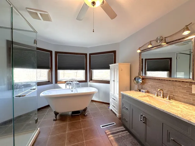 $469,900 | 3210 North 4000 E Road, Bourbonnais, IL 60914