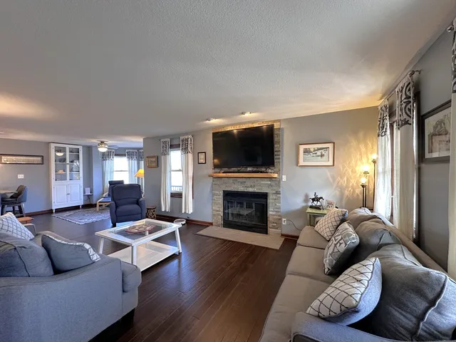 $469,900 | 3210 North 4000 E Road, Bourbonnais, IL 60914