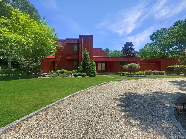 $20,000 | 18 Quarter Court, Westhampton, NY 11977