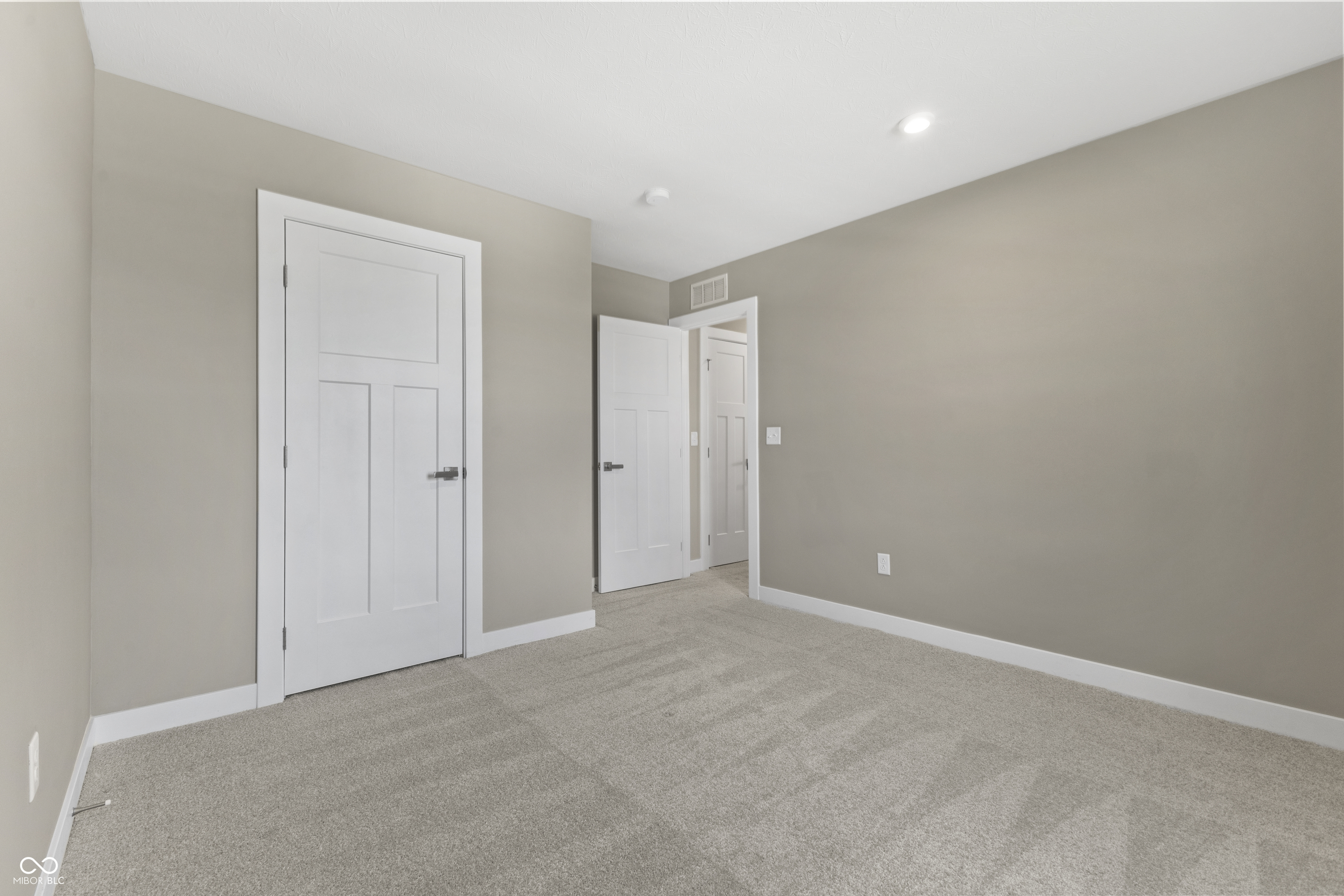 213 McNair Road Whiteland, IN 46184 - Photo 29 of 45