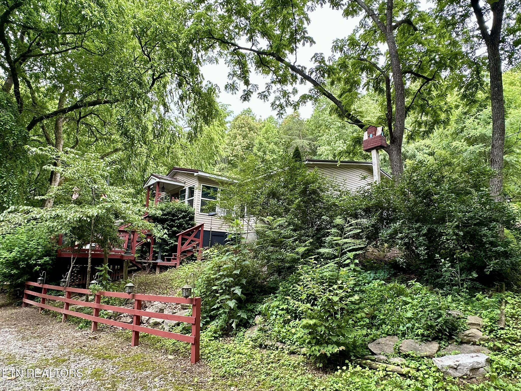 111 Old Springs Road Maynardville, TN 37807 - Photo 3 of 33 IMG_7333