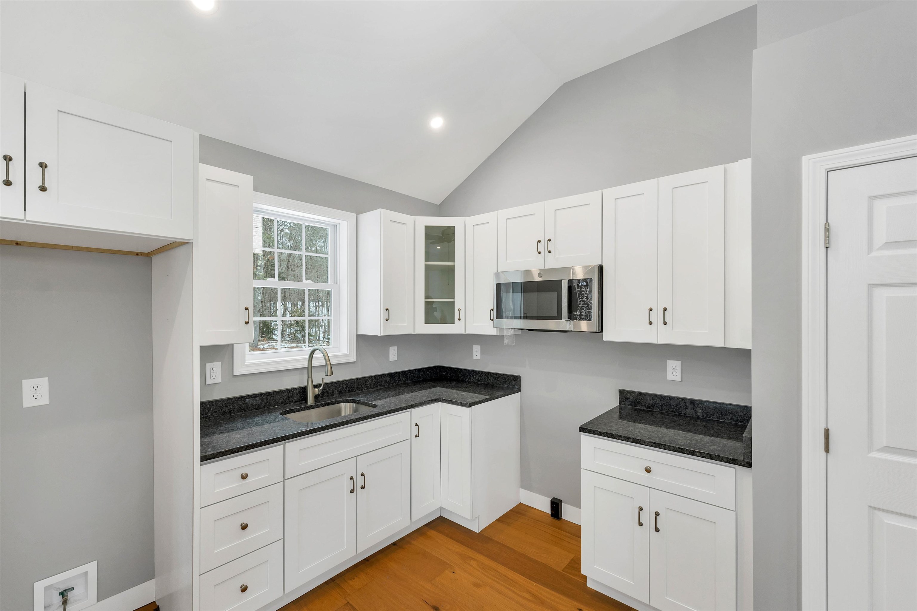 208 Littlefield Road Danbury, NH 03230 - Photo 4 of 56
