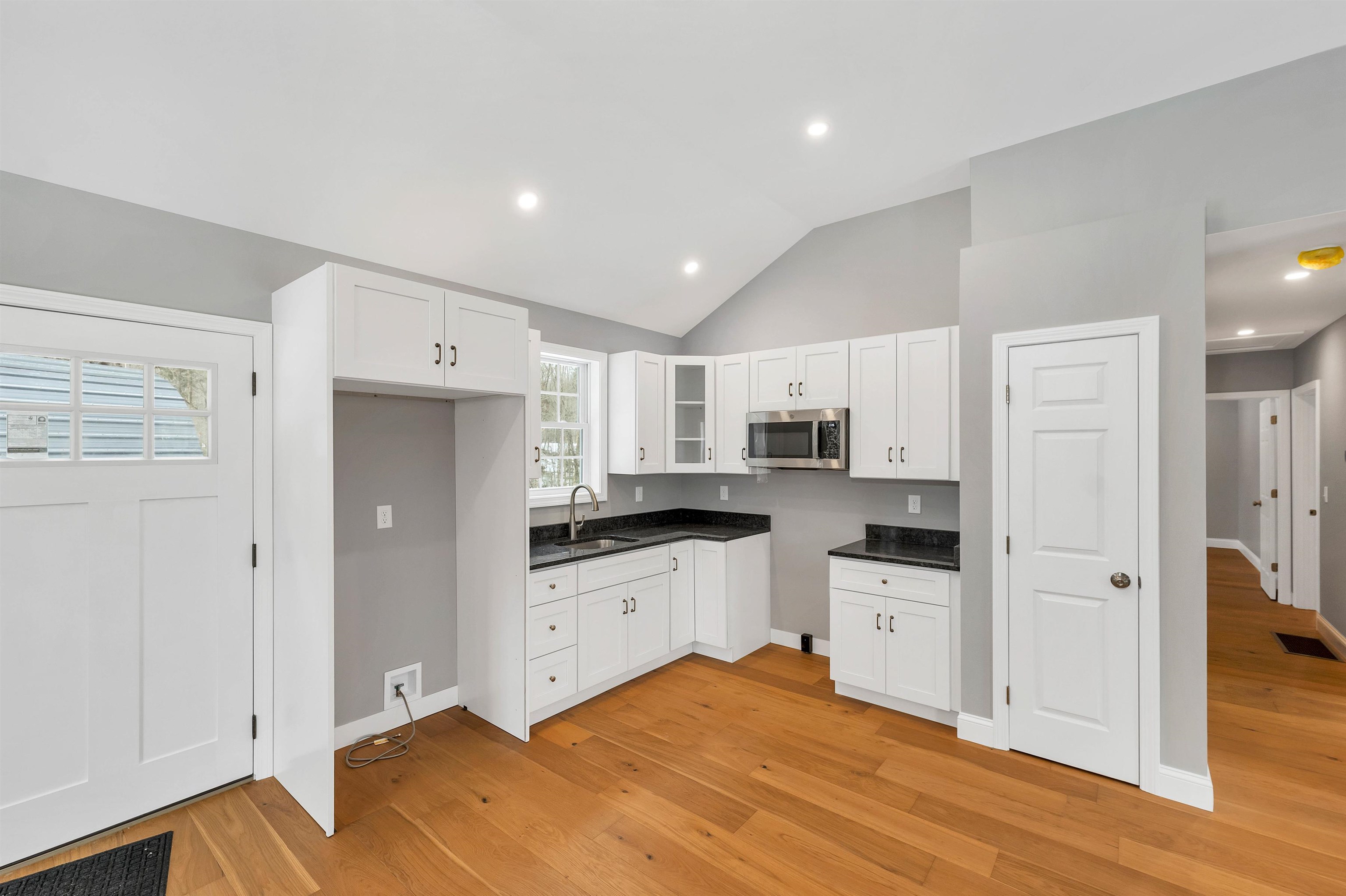 208 Littlefield Road Danbury, NH 03230 - Photo 8 of 56